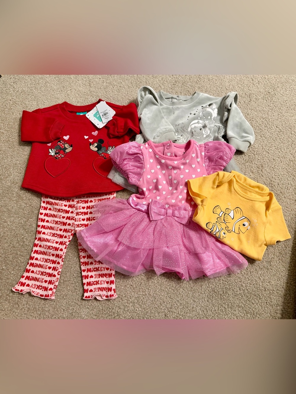 Disney Baby Girls Lot Of 4 0-3, 3-6 Months Minnie, Mickey, Princesses Nemo